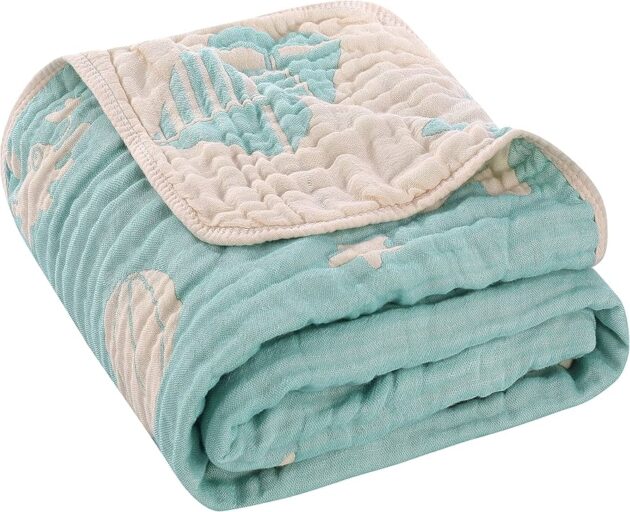 Baby blanket made of cotton muslin